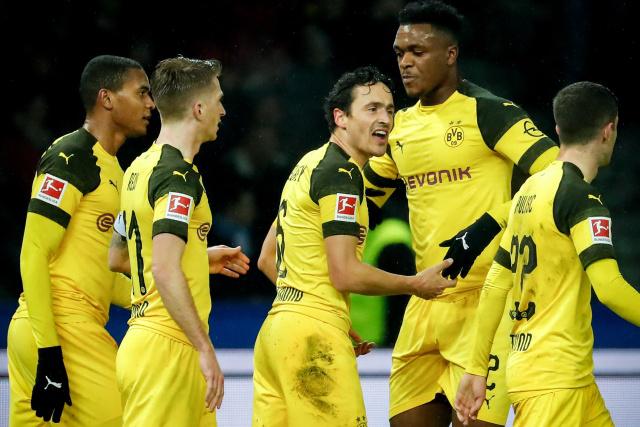 小卡28分快船20分逆转胜火箭 灰熊逆转胜76人