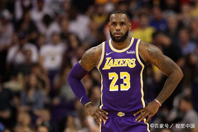 弗格31分辽宁胜四川 西尔扎提15分新疆胜同曦